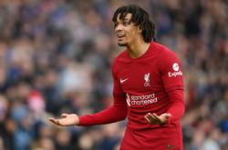 开云下载冲刺阶段体能课后；利物浦更衣室发声备战葡超；管理层满意；纪律约束更严格的简单介绍